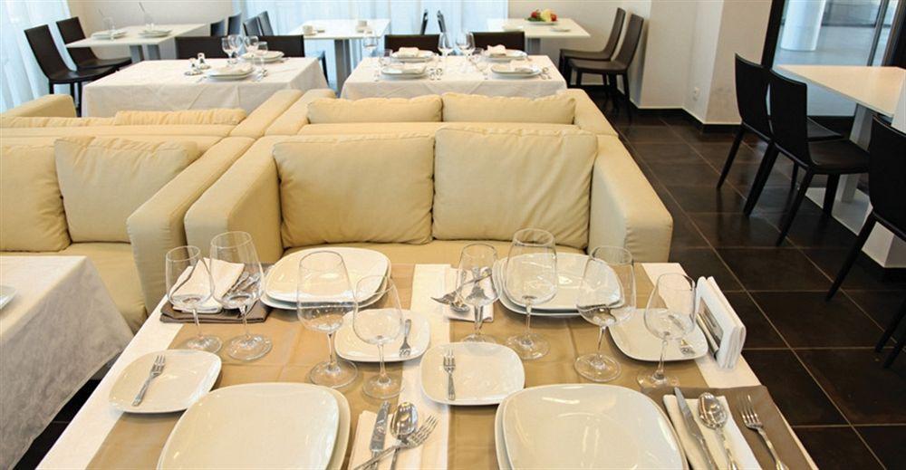 Zepter Hotel Bosanska Dubica Екстериор снимка