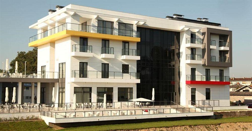 Zepter Hotel Bosanska Dubica Екстериор снимка