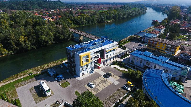 Zepter Hotel Bosanska Dubica Екстериор снимка